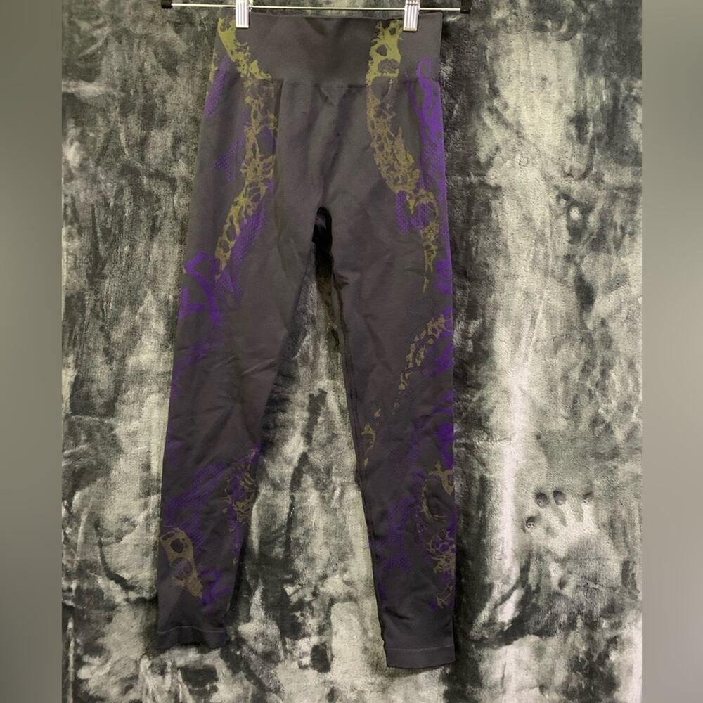 Gymshark Gray and Purple Patterned Leggings Medium